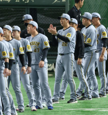 中川勇斗をプロ初スタメンに抜てきした阪神・藤川監督　プロ初安打と好守連発を称賛　「うまくフィットしてくれている」