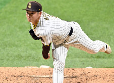 パドレス・松井裕樹が４試合ぶりの失点　五回に２番手で登板し１回２安打１失点　大谷翔平は一ゴロに打ち取る