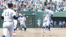 横浜が劇的サヨナラ勝ちで４強入り！あと１球まで追い詰められるも主将の阿部葉が逆転劇打　ナイン涙に村田監督「この子たちが勝って泣いたの涙は初めて」