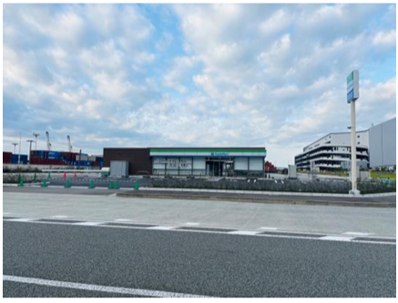 ファミリーマート、福岡市東区にドライバー休憩対応の