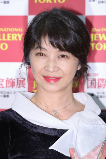 田中美佐子さん（ファザーズコーポレーション所属）の宣伝素材が