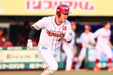 41歳の西武・中村がサヨナラ打、渡部聖が2打点　楽天・渡邊佳が劇的打…27日のパ・リーグ