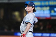 西武の“特別ユニ”が「ありそうでなかった」　好評価の裏で…密かに想起される名門校