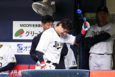 万波中正の満塁弾で日本ハムが乱打戦に勝利、今井達也が7回10K…10日のパ・リーグ