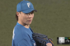 日ハム山崎が8年ぶり完封勝利…西武は単独2位浮上、オリ助っ人好投も援護なく　16日パ
