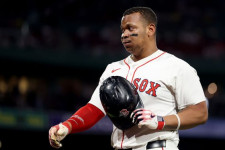 Rソックス・デバースがジャイアンツへ電撃移籍　通算215発の強打者…MLB公式報道