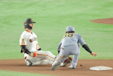 【巨人】史上初本拠地で阪神戦開幕５連敗…連夜の大量失点　岡本和真が負傷退場の緊急事態