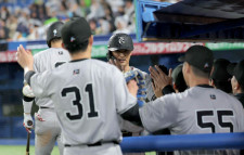 【巨人】３回にヤクルトの失策で先取点　先発・赤星優志は３回まで無安打無失点