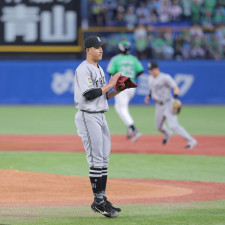 【巨人】５回まで投手戦で０―０　堀田賢慎が５回３安打無失点　打線はヤクルト・吉村貢司郎に３安打無得点