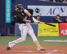 【ロッテ】山本大斗「ピッチャーが頑張っているときこそ打てるように」…７回に執念の同点適時打　石川柊に待望の援護点