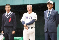 【高校野球】「楽しく野球ができた」東洋大姫路・岡田龍生監督が名将対決に完勝　