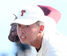 【高校野球】伝統の“両商対決”は高岡商に軍配…プロ注目の１４６キロ左腕、岡田一桜は力投も負傷退場