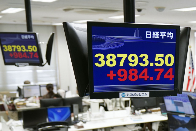 日経平均が大幅反発 一時1000円超高（共同通信）｜dメニューニュース（nttドコモ）