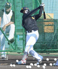 【ソフトバンク】育成のシモンが左尺骨遠位骨幹部骨折の手術終了　競技復帰まで２〜３カ月見込み