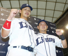 【オリックス】森友哉が大阪桐蔭＆西武の先輩、楽天浅村栄斗の300号達成を祝福