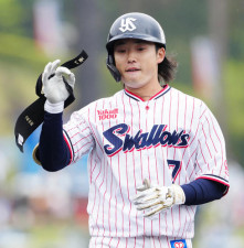 ヤクルト長岡秀樹、巨人岡田悠希ら抹消　西武甲斐野央、巨人萩尾匡也ら登録／27日公示