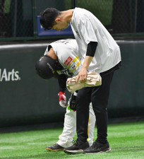 【ソフトバンク】昨季王者が超緊急事態…主力が続々離脱　今宮も抹消、周東は骨折／故障者一覧