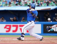 【DeNA】筒香に続き…宮崎敏郎が登録抹消　２割３分、０本塁打、三浦監督「状態上げるため」