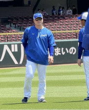【中日】前日死球交代の細川成也は今季初ベンチスタート。両手には包帯、テーピングなく打撃練習
