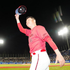 【広島】新井監督、現ドラフト加入・鈴木健矢の初勝利に「すごくありがたい存在」／一問一答