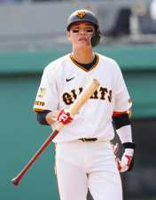 巨人岡本和真、西武松原聖弥ら抹消　巨人坂本勇人、ロッテ石川慎吾ら登録／７日公示