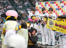 【阪神】岩崎優、１点差きっちり締め100Ｓ＆100Ｈに王手「次の場面で、しっかり決める」
