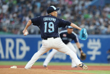 ヤクルト石川雅規、日本ハム達孝太、田宮裕涼、楽天堀内謙伍、伊藤裕季也ら抹消／19日公示
