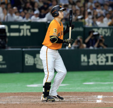 【巨人】泉口友汰が７回２死から四球でびチーム初出塁も…北山亘基にノーノー許したまま９回へ