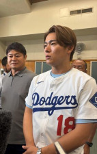 山本由伸、小学生からの「無人島に１人連れて行くなら」に愛の回答　「いろんな技を持ってる…」