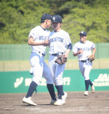 北越、左腕エース手戸芳紘が13奪三振で公式戦初完投　今春初めて背負う背番号「１」に意欲