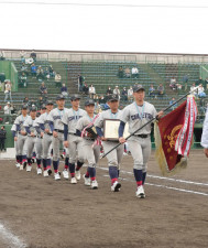 中越、春季新潟大会10年ぶり７度目優勝　左腕エース雨木天空が４安打で公式戦初完封