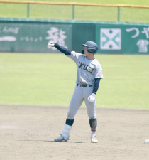 【東北大会】仙台育英の土屋璃空が貴重な代打適時打「決めてやると」聖光学院相手にリベンジ成功