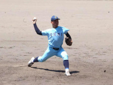【高校野球】小森新監督率いる近江が準決勝進出　「チャンピオンメンタリティー」を大事に／滋賀