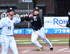 「徐々に良くなってきている」〝最強打者〟が開幕へ準備着々　ソフトバンク近藤健介が2打数2安打「あとは…」