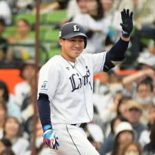 「代打おかわり君」が劇打…西武が今季初のサヨナラ勝ち　「4割ルーキー」渡部聖弥は2打席連続適時打　甲斐野央は移籍後初勝利