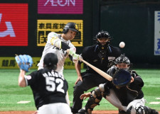 ９回２死から奇跡の大逆転！ソフトバンク、３連打と川瀬晃の一打で２点差ひっくり返す