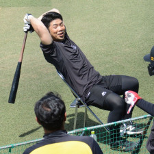 「うまくいけば間に合う」　ソフトバンク近藤健介、5月末の戦列復帰へ順調　手術後初めての送球練習とベースランニングに手応え