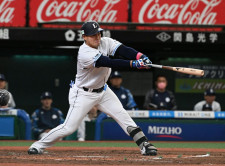 西武、3試合連続の零封勝ち　打線も今季最多の10得点　昨季4勝21敗のロッテ戦　今季は4勝3敗