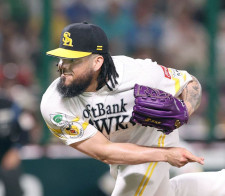 中村悠平 東京ヤクルトスワローズ topps2025 - メルカリ