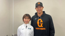 「ぜひ写真を」大の駅伝好き巨人・内海コーチ　GIANTS TVの企画取材でドームを訪れた不破聖衣来にお願い　