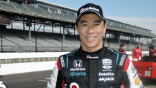 佐藤琢磨が史上7人目の3勝目なるか？「第109回インディ500」25日深夜決勝