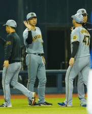 阪神・藤川監督　総力戦で、もぎ取った価値ある引き分け「みんなの頑張りで1―1で終わることができた」