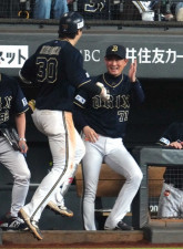 オリックス・岸田監督「あの子はいつもいろんな準備をして…」逆転満塁弾の広岡を称賛