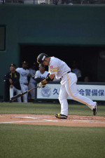 ソフトバンク・近藤　1軍合流大丈夫?右脚に違和感　実戦復帰3打席の予定が…1打席で途中交代　
