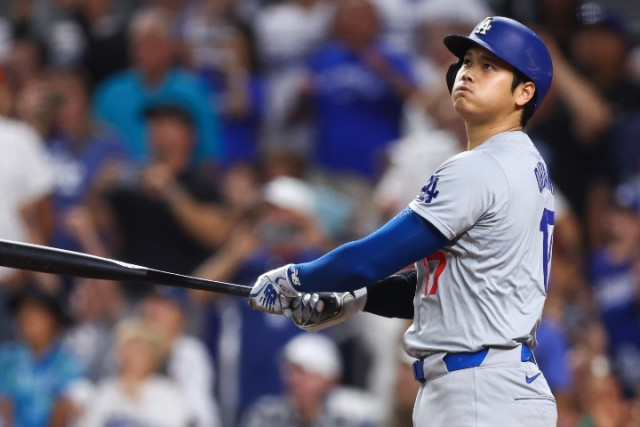 二刀流のスーパールーキー、大谷翔平のメジャー1年目を追った書籍「大谷翔平 二刀流の軌跡」を、全国の書店で絶賛発売中！ -  辰巳出版株式会社のプレスリリース