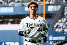 オリックス・バファローズ 頓宮 裕真 選手情報 プロ野球