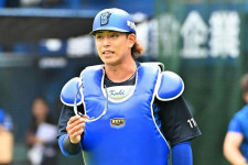 【ＤｅＮＡ】三浦監督　逆転負けも〝伏兵〟起用には手応え　元ソフトバンク・九鬼隆平が移籍後初安打