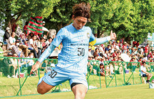平尾壮 選手 サイン入りスパイク