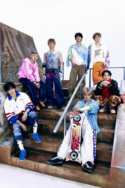 NCT DREAM最新アルバムで描く初恋の時間旅行物語