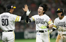 ソフトバンク・周東佑京のサヨナラタイムリーで連敗脱出、西武が楽天を零封快勝